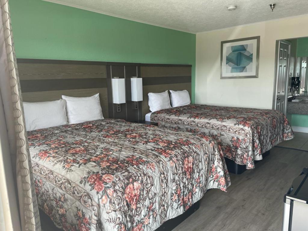 Executive Inn & Suites Beaumont Exteriör bild